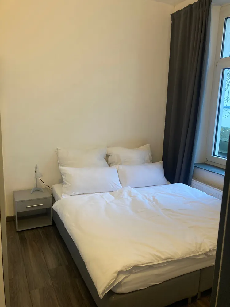 2 Zimmer Wohnung mit 42 m² in Krefeld – Bild 2