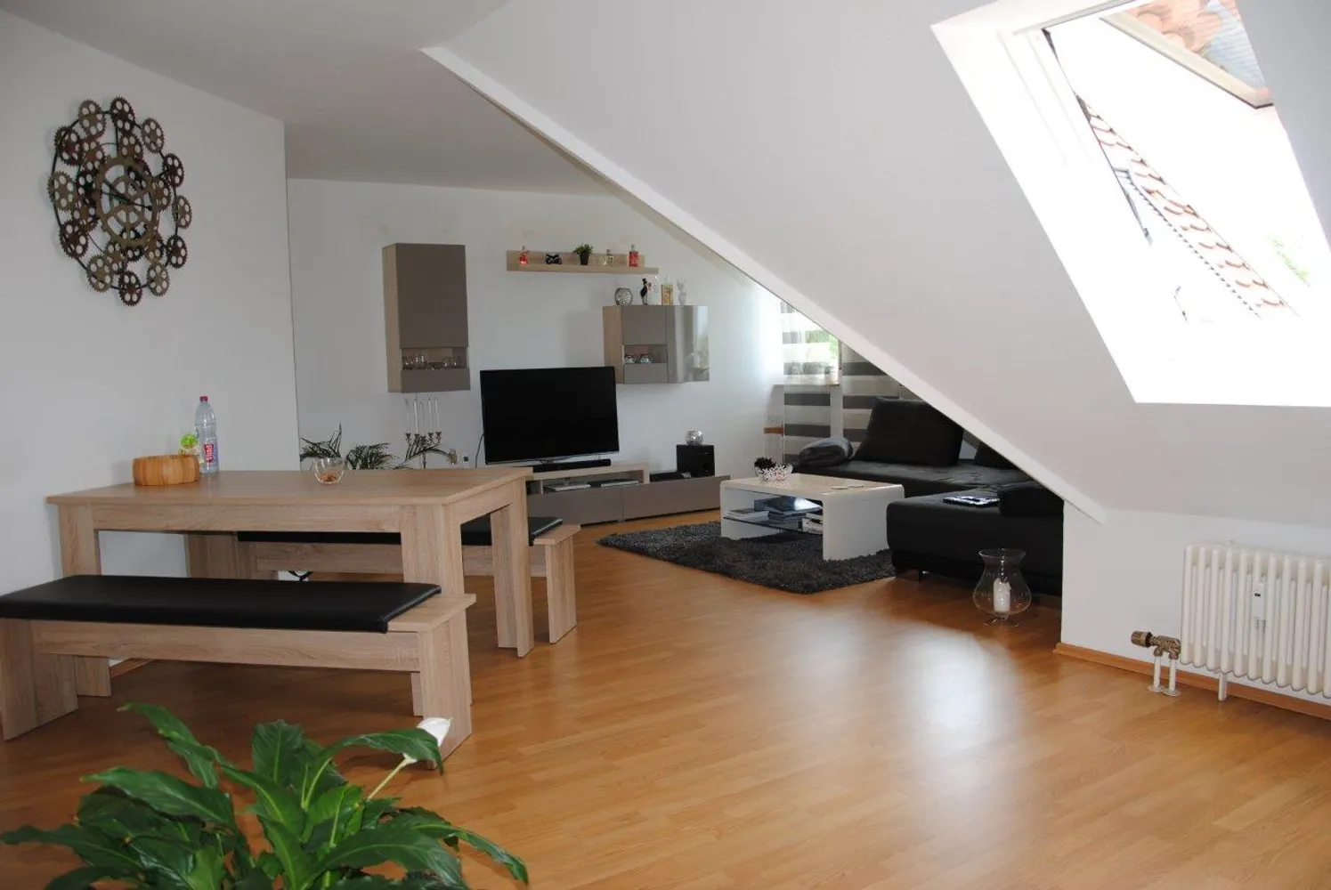 3 Zimmer Wohnung mit 69 m² in Stuttgart – Bild 2