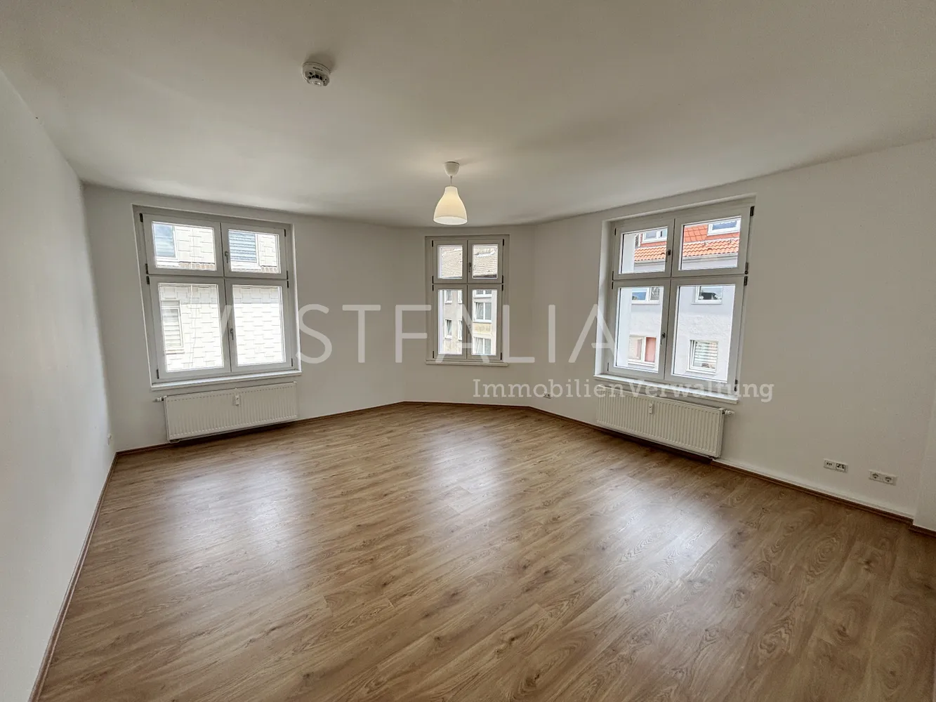 2 Zimmer Wohnung mit 72 m² in Duisburg – Bild 1