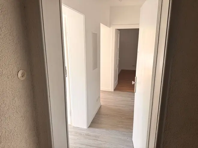 3 Zimmer Wohnung mit 62 m² in Wiesbaden – Bild 2