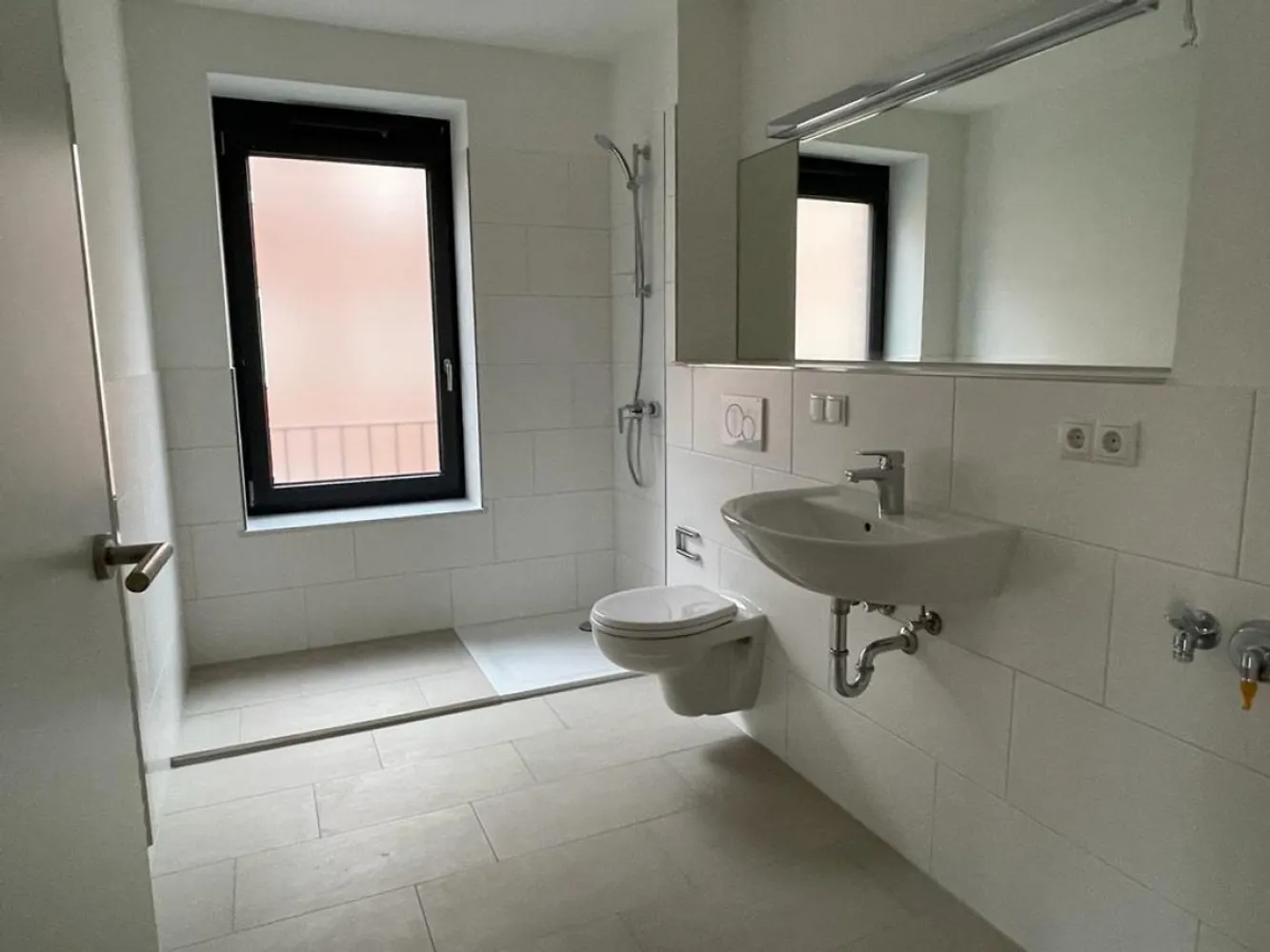 2 Zimmer Wohnung mit 61 m² in Hamburg – Bild 2