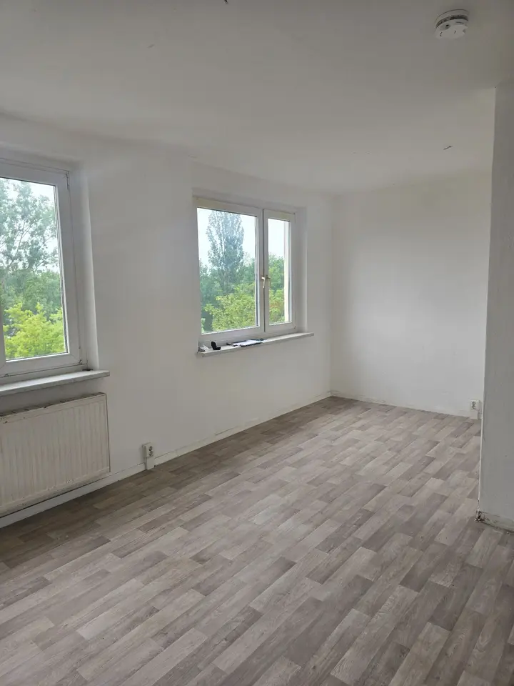 4 Zimmer Wohnung mit 70 m² in Halle (Saale) – Bild 1