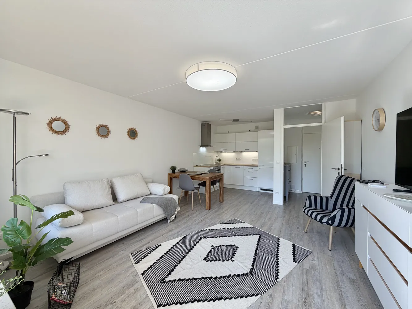 2 room apartment with 52 m² in Munich – Photo 9