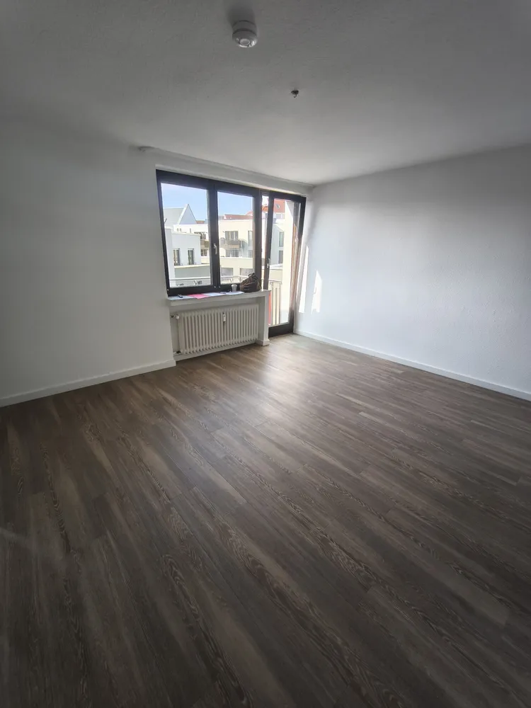 1 room apartment with 35 m² in Cologne – Photo 2