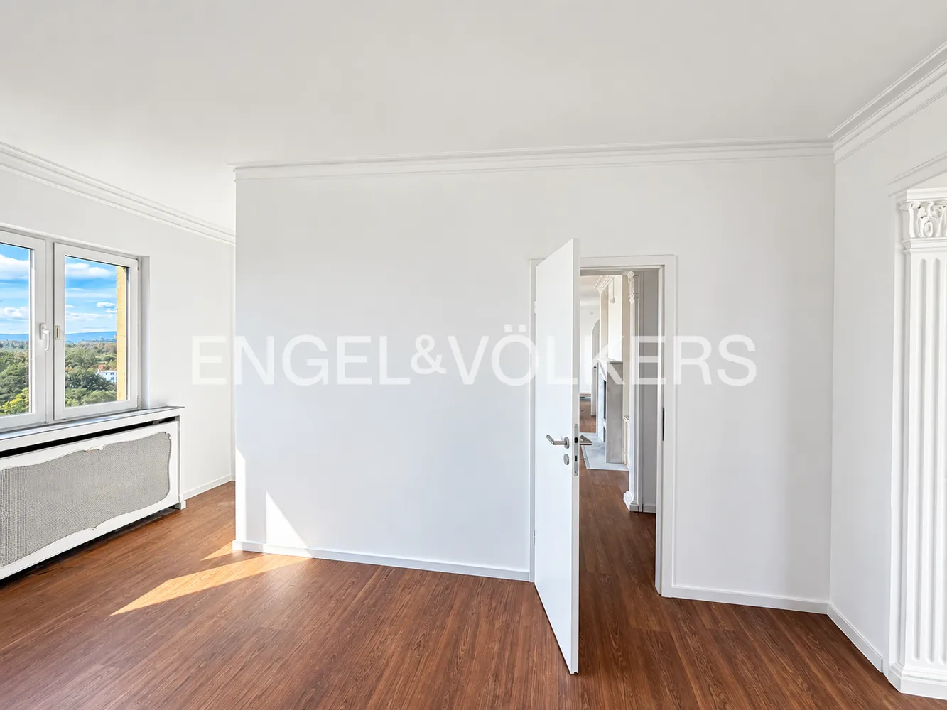 5 room apartment with 180 m² in Neu-Isenburg – Photo 1