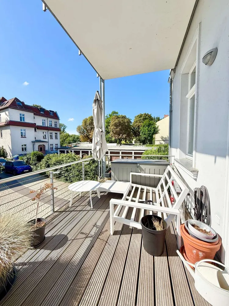 4 Zimmer Wohnung mit 130 m² in Berlin – Bild 2
