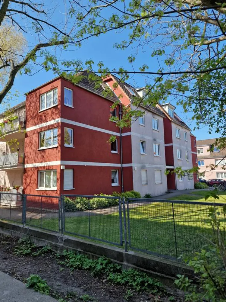 3 Zimmer Wohnung mit 87 m² in Berlin – Bild 2