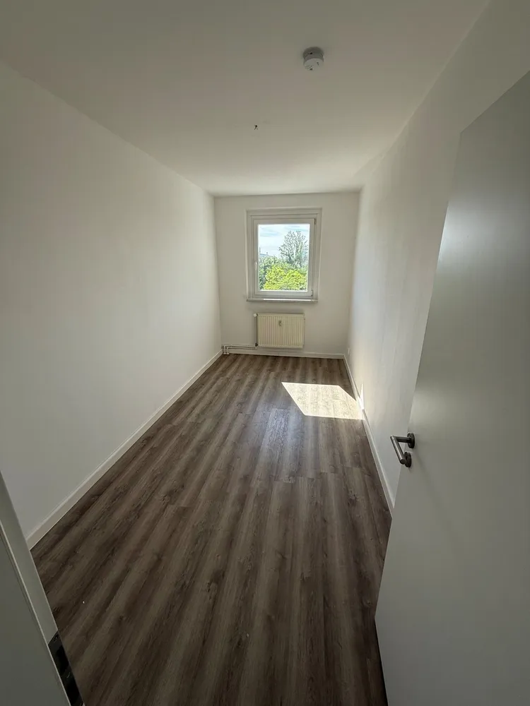 4 Zimmer Wohnung mit 72 m² in Halle (Saale) – Bild 12