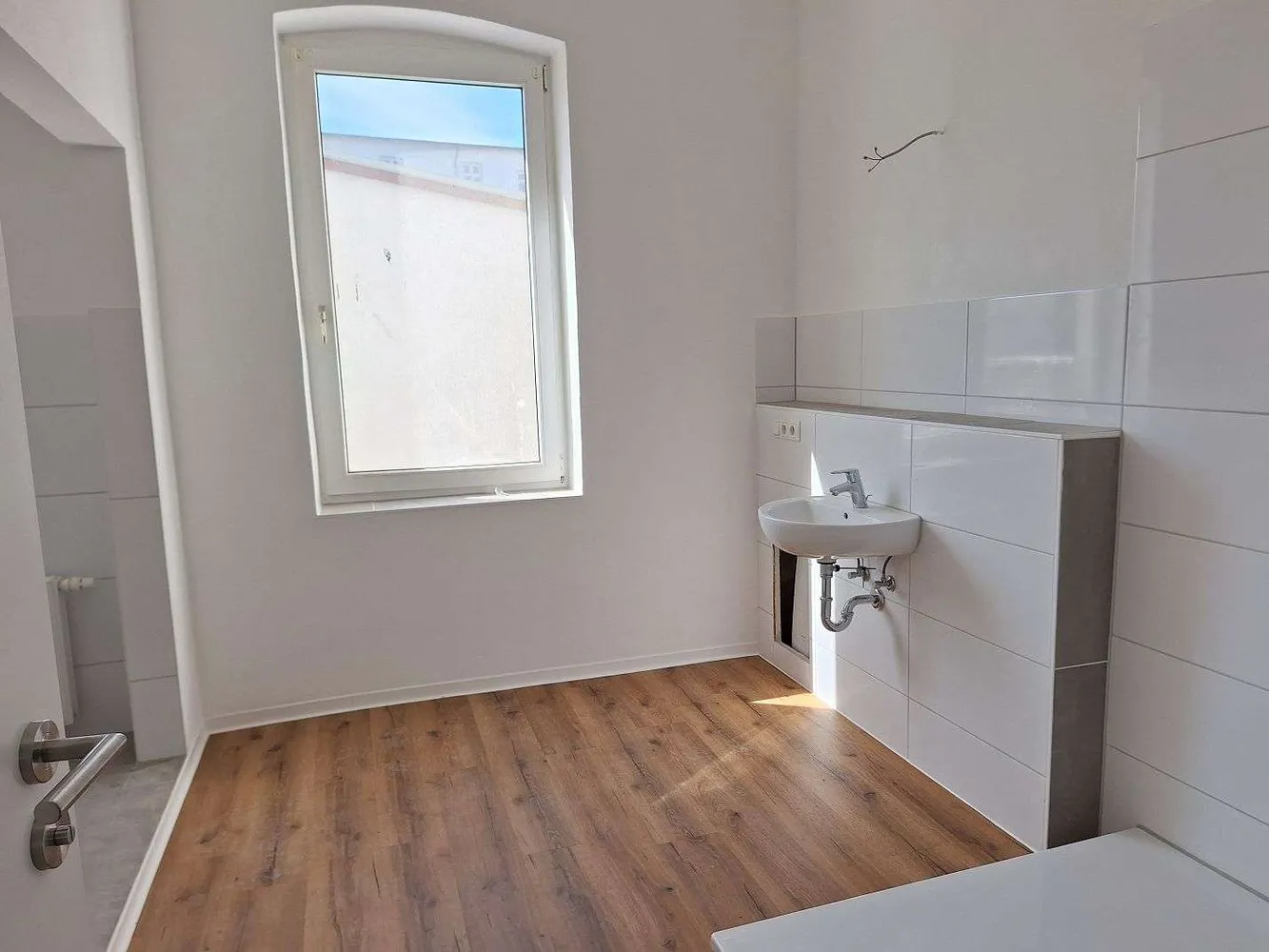 2 Zimmer Wohnung mit 83 m² in Greifswald – Bild 2