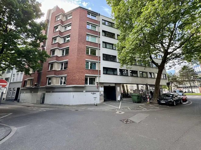 2 Zimmer Wohnung mit 75 m² in Köln – Bild 12