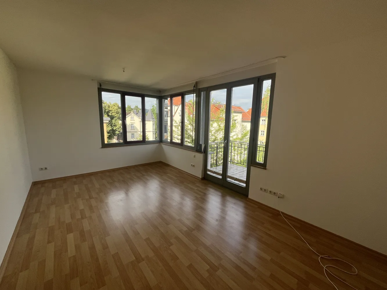 3 Zimmer Wohnung mit 72 m² in Dresden – Bild 3