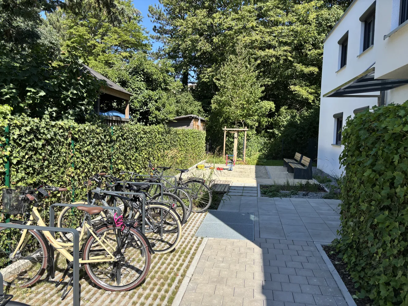 3 Zimmer Wohnung mit 80 m² in München – Bild 2