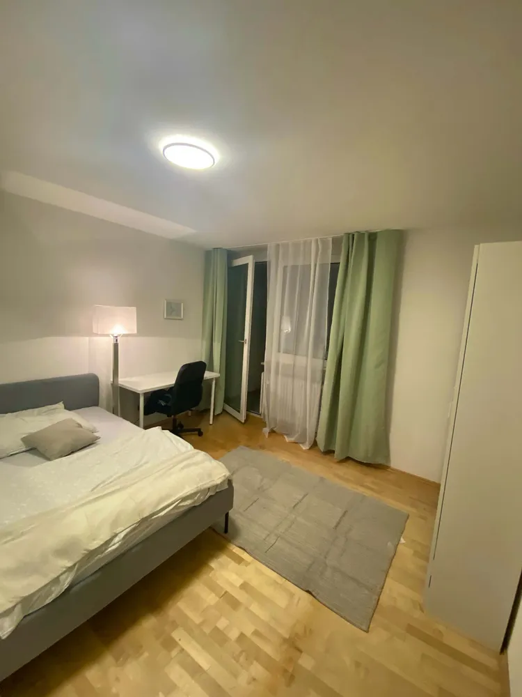 Shared room with 12 m² in Munich – Photo 3
