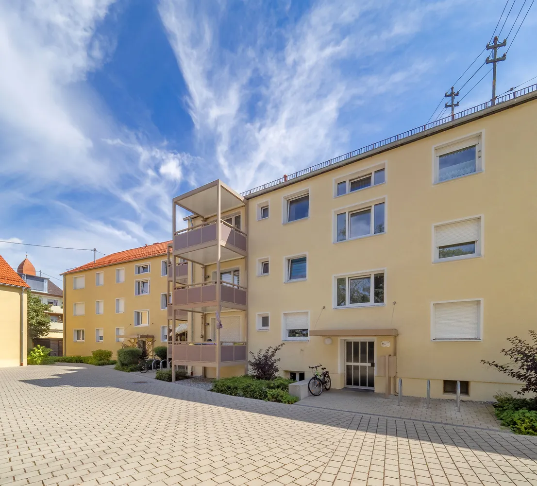 4 Zimmer Wohnung mit 66 m² in Augsburg – Bild 1