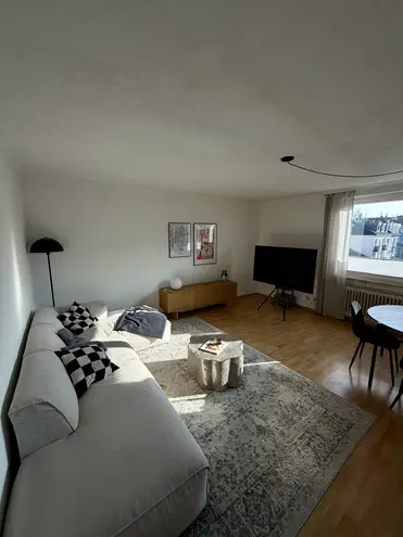 2 Zimmer Wohnung mit 59 m² in Frankfurt am Main – Bild 1