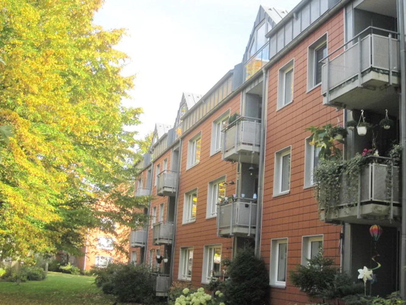 4 Zimmer Wohnung mit 79 m² in Hamburg – Bild 3