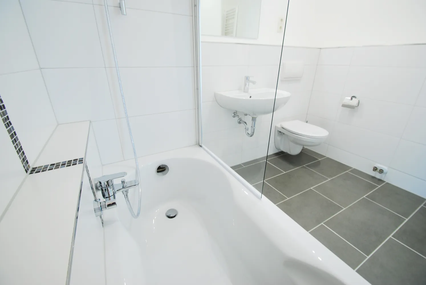 2 room apartment with 58 m² in Dresden – Photo 3