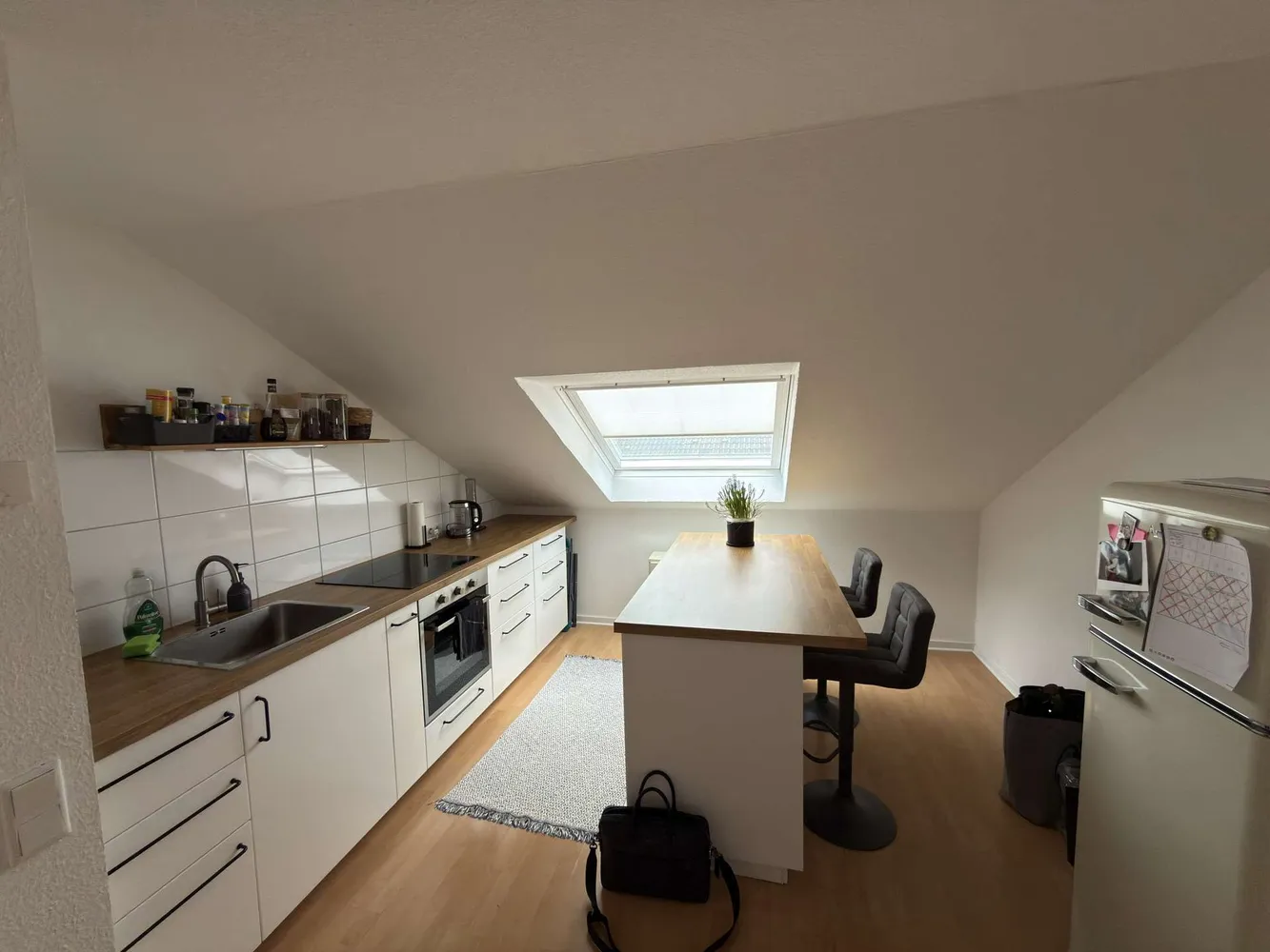2 Zimmer Wohnung mit 75 m² in Düsseldorf – Bild 5