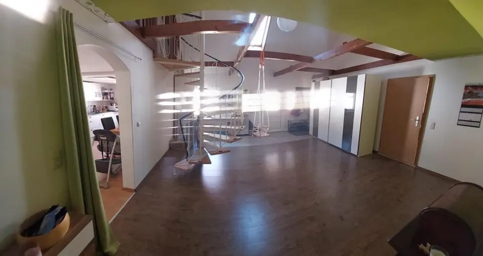 4 Zimmer Wohnung mit 114 m² in Rudolstadt – Bild 2