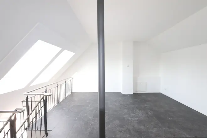 4 Zimmer Wohnung mit 106 m² in Chemnitz – Bild 4