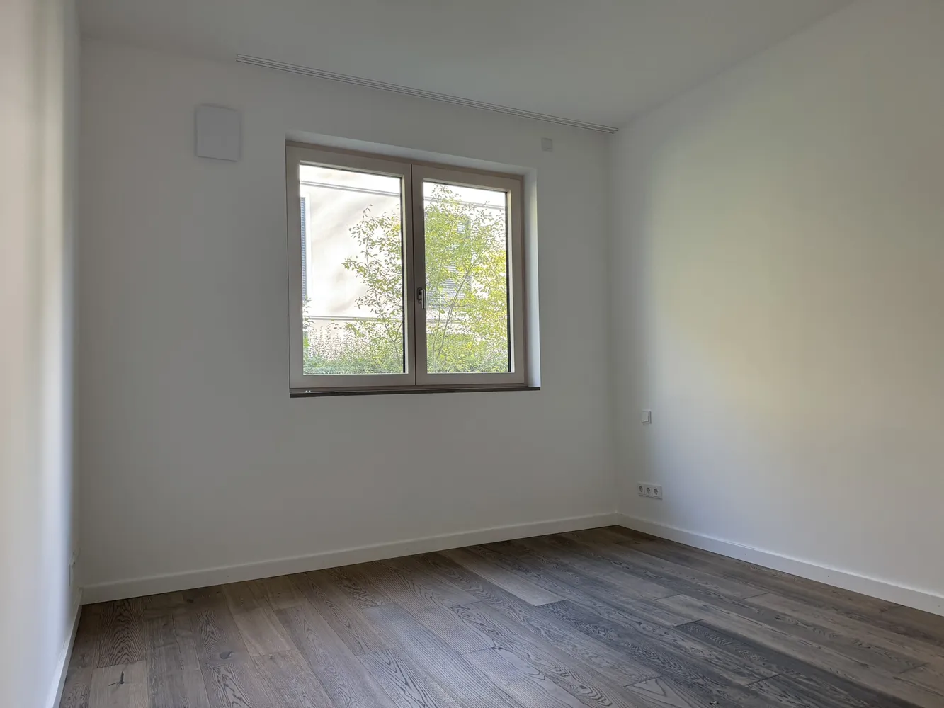4 Zimmer Wohnung mit 142 m² in München – Bild 11