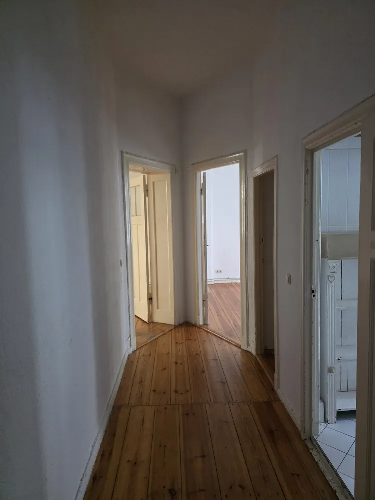 2 room apartment with 69 m² in Berlin – Photo 2