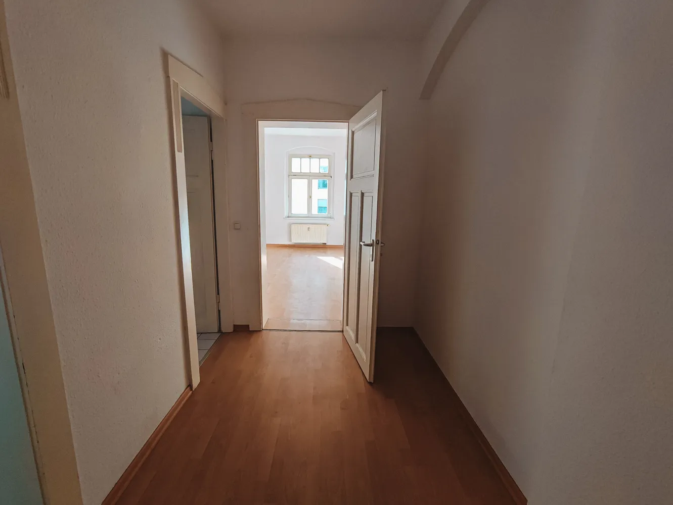 2 Zimmer Wohnung mit 52 m² in Dresden – Bild 2