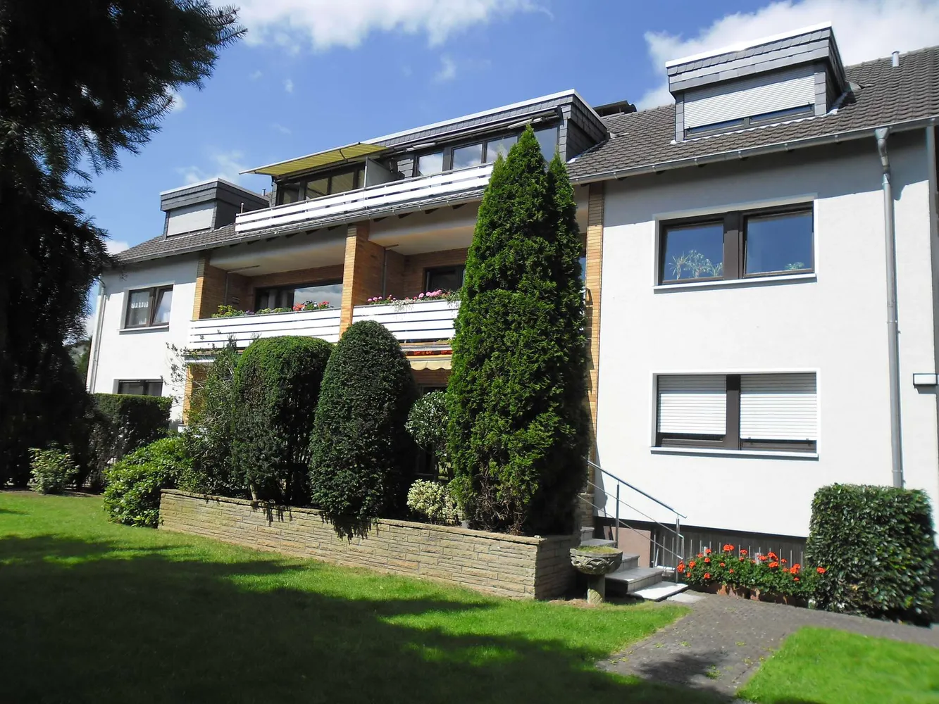 4 Zimmer Wohnung mit 83 m² in Bergisch Gladbach – Bild 1