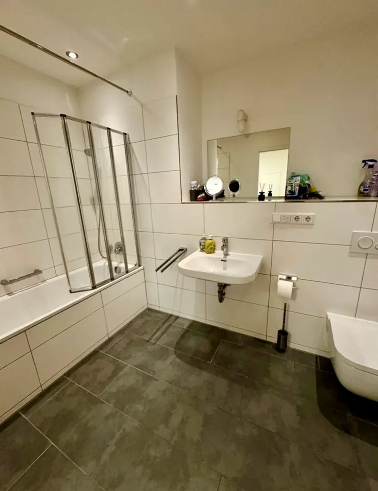 4 Zimmer Wohnung mit 16 m² in Frankfurt am Main – Bild 6