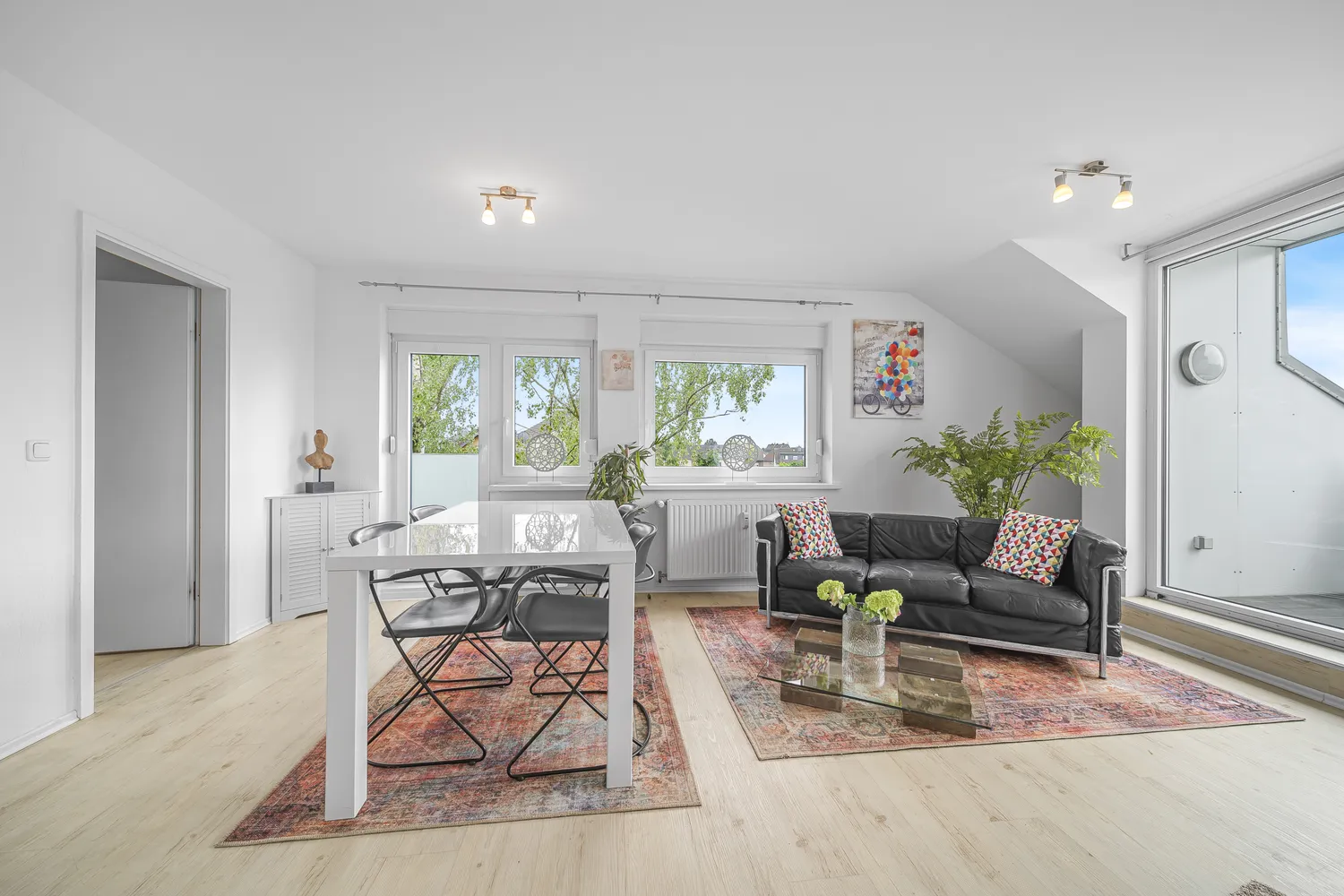 3 Zimmer Wohnung mit 75 m² in Duisburg – Bild 2
