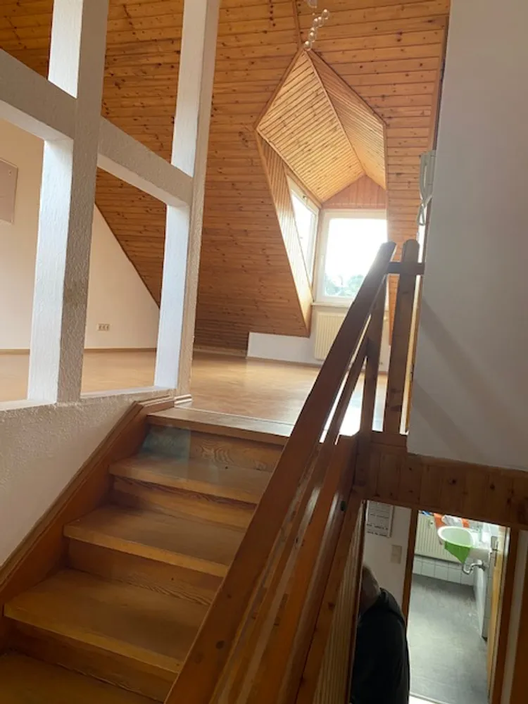 4 Zimmer Wohnung mit 90 m² in Karlsruhe – Bild 3