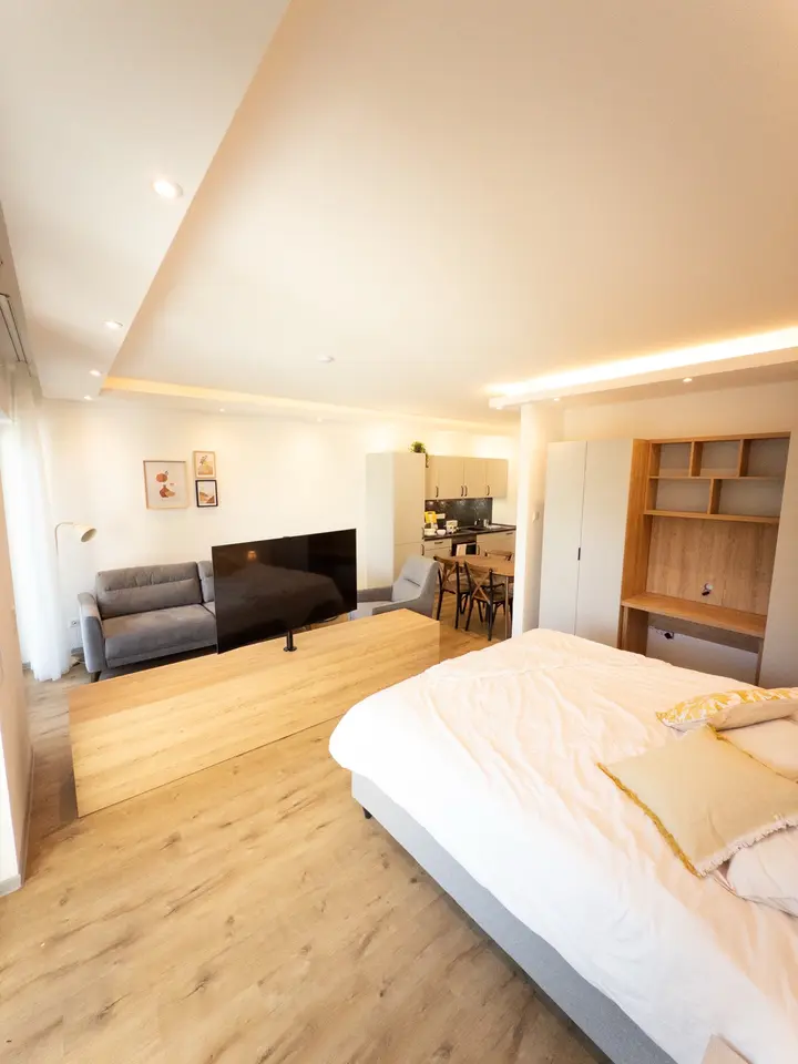2 Zimmer Wohnung mit 69 m² in Berlin – Bild 8