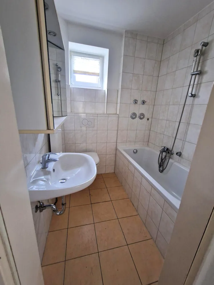 3 Zimmer Wohnung mit 72 m² in Hof – Bild 1