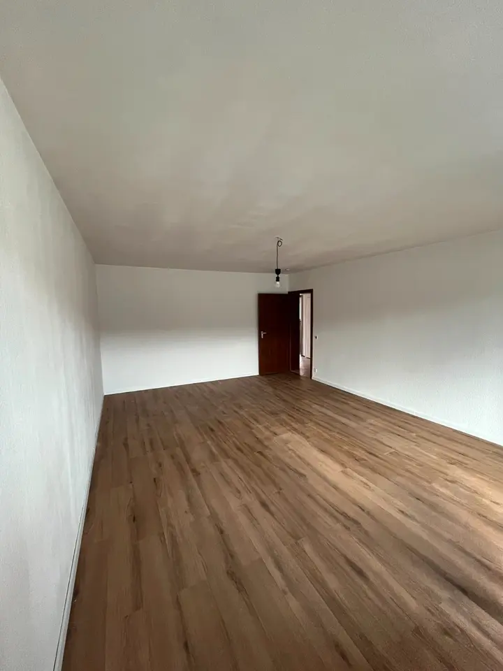 2 Zimmer Wohnung mit 67 m² in Wuppertal – Bild 2