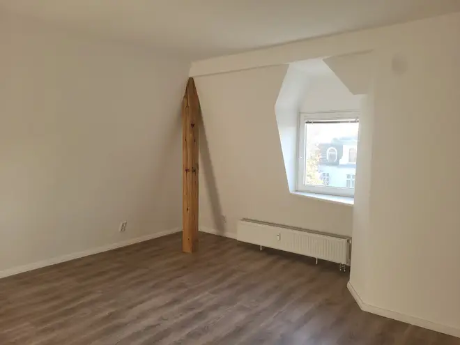 4 Zimmer Wohnung mit 123 m² in Berlin – Bild 4