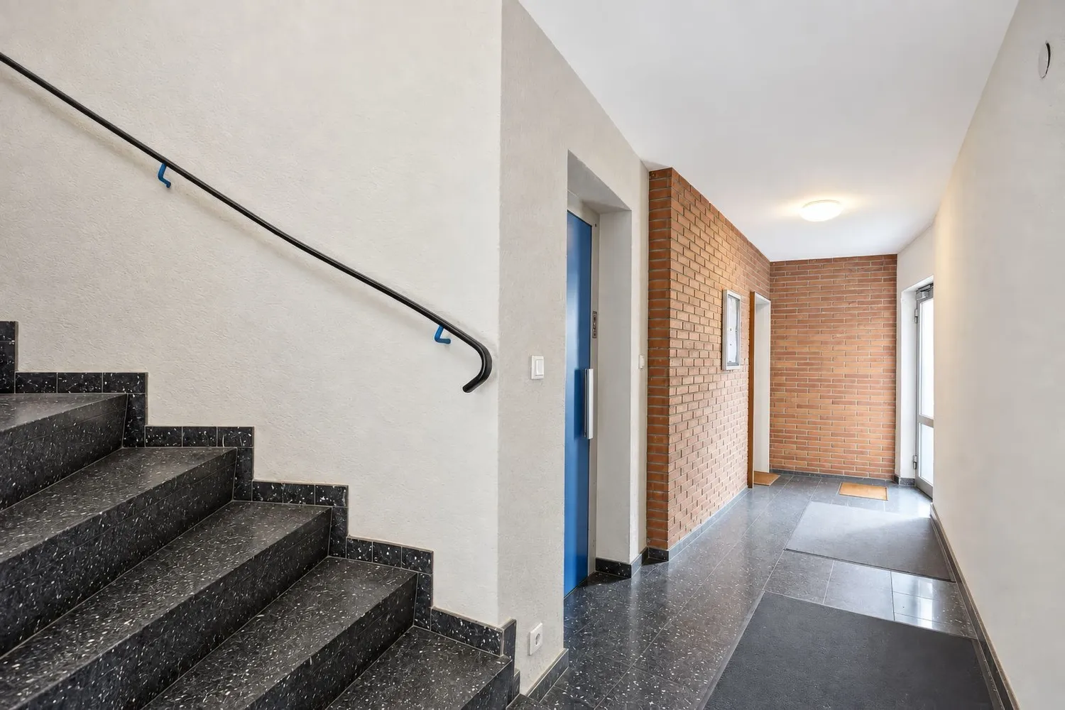 1 room apartment with 27 m² in Frankfurt am Main – Photo 3