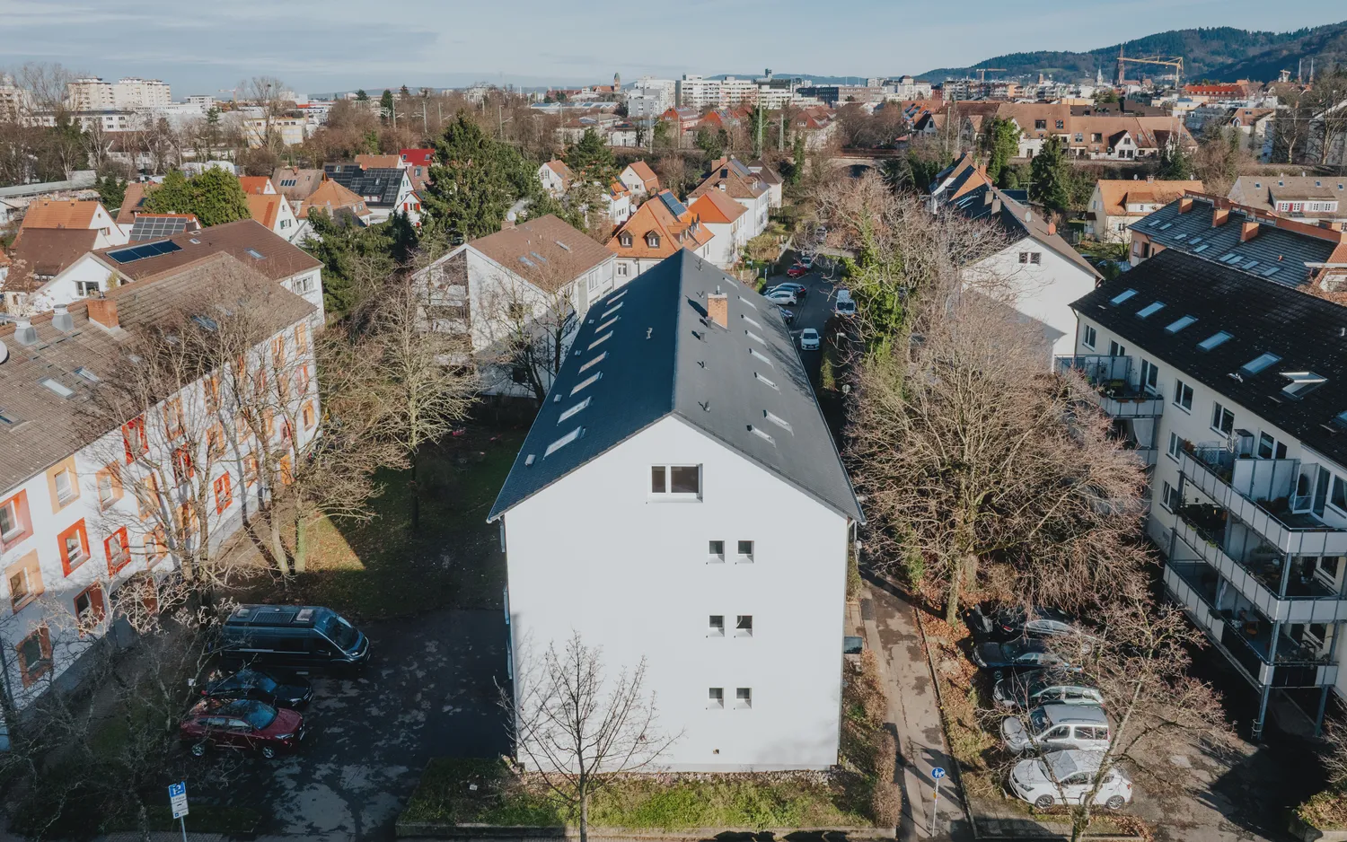 4 Zimmer Wohnung mit 11 m² in Freiburg im Breisgau – Bild 2