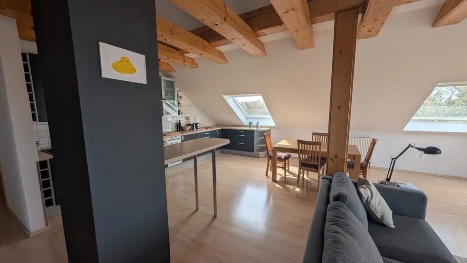 2 Zimmer Wohnung mit 120 m² in Erlangen – Bild 3