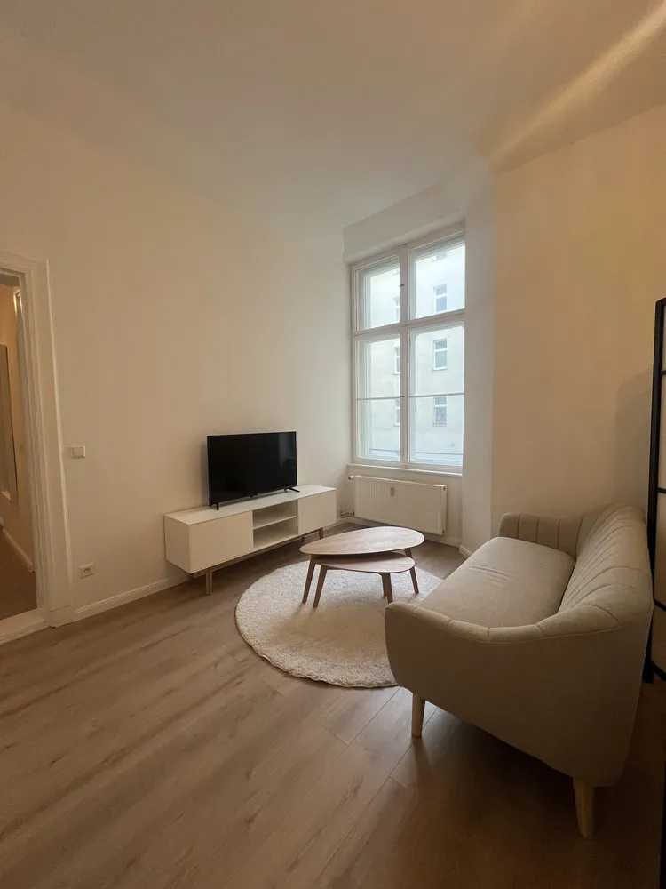 1 room apartment with 42 m² in Berlin – Photo 1