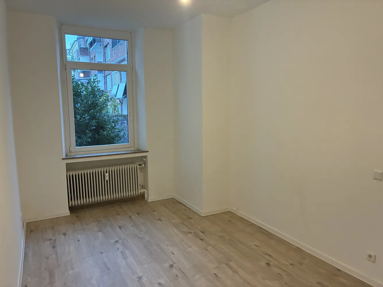 5 Zimmer Wohnung mit 133 m² in Krefeld – Bild 1