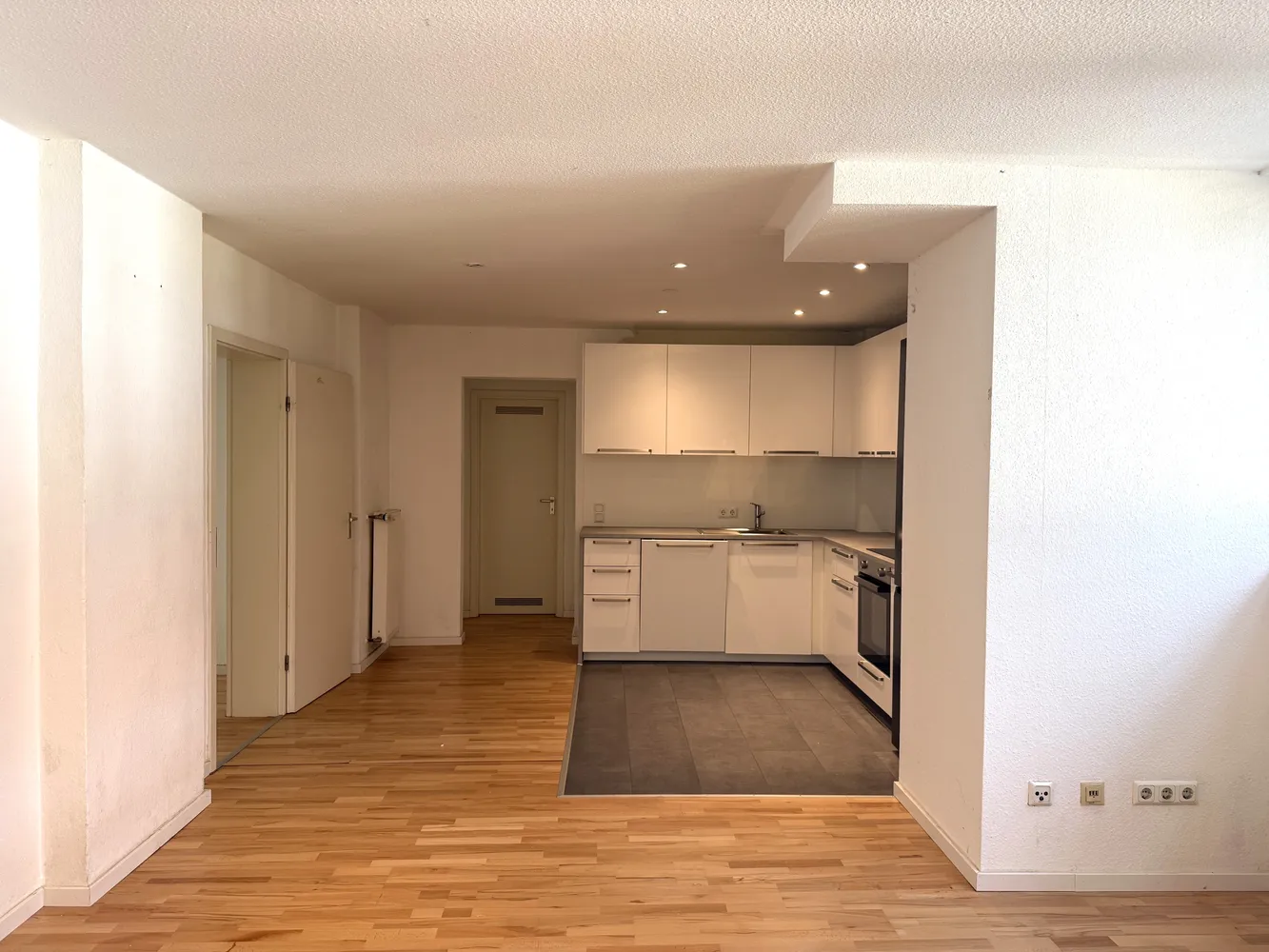 4 Zimmer Wohnung mit 84 m² in Bonn – Bild 1