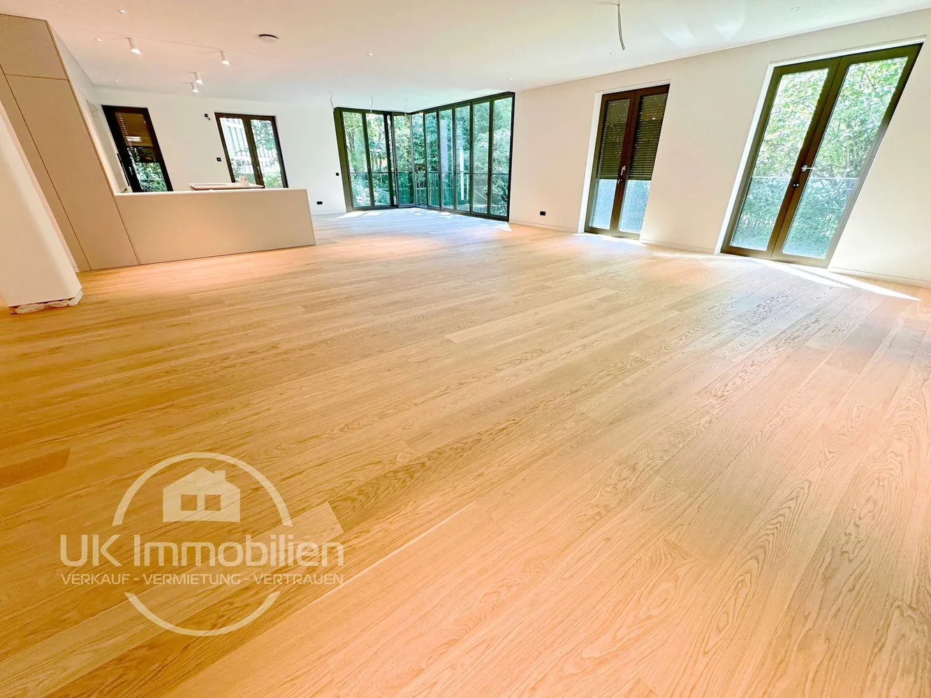 5 Zimmer Wohnung mit 346 m² in Frankfurt am Main – Bild 12