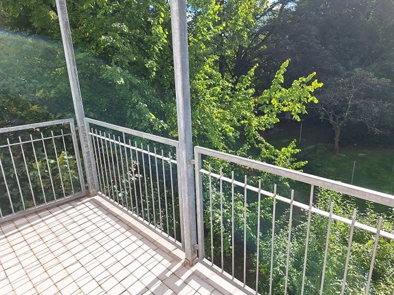 3 room apartment with 85 m² in Chemnitz – Photo 3