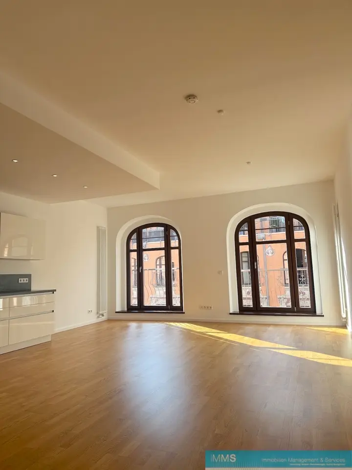 2 Zimmer Wohnung mit 92 m² in Berlin – Bild 2