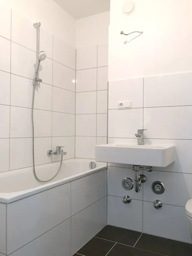 2 Zimmer Wohnung mit 58 m² in Berlin – Bild 1