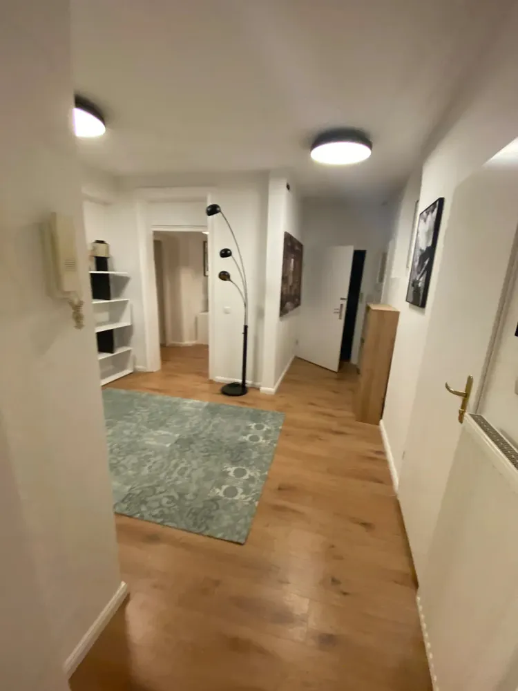 WG-Zimmer mit 13 m² in München – Bild 2