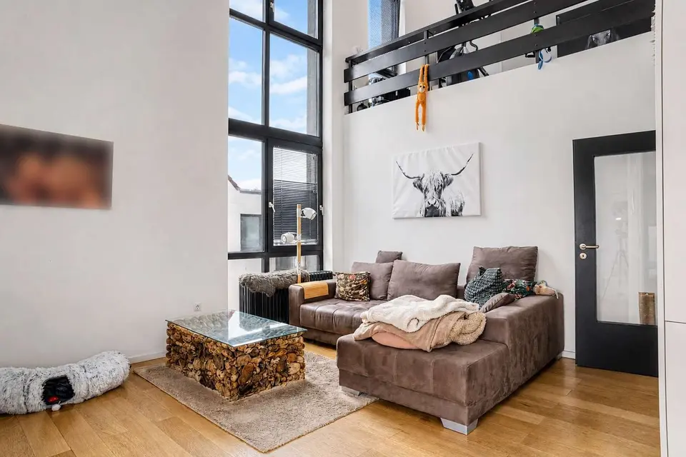 4 Zimmer Wohnung mit 121 m² in Bremen – Bild 1