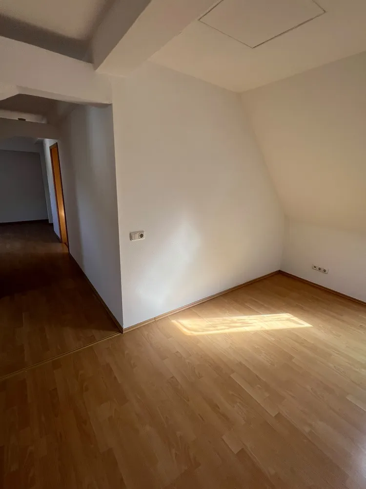 2 Zimmer Wohnung mit 87 m² in Weinheim – Bild 8