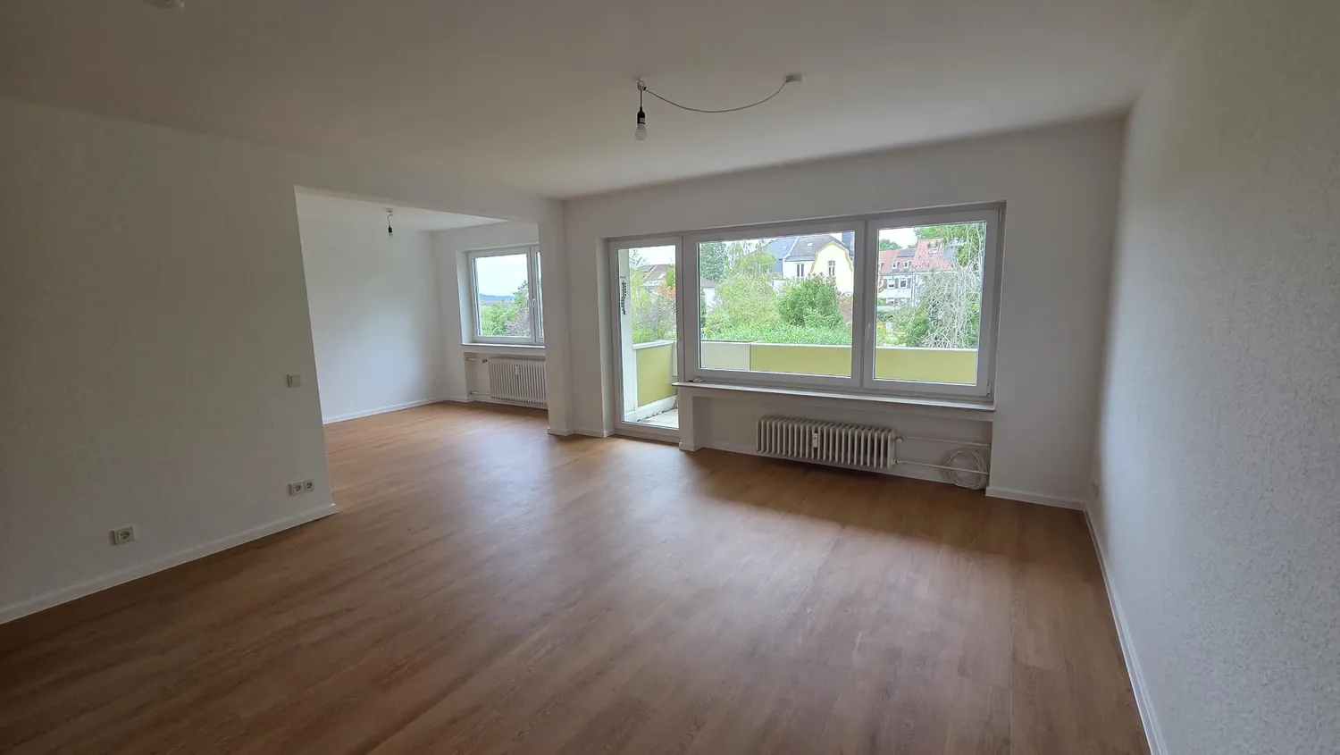 4 room apartment with 100 m² in Saarbrücken – Photo 1