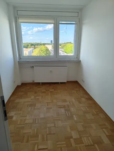 4 Zimmer Wohnung mit 80 m² in München – Bild 3